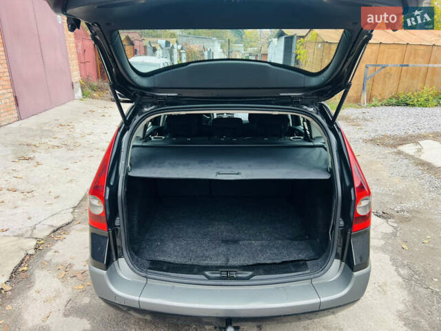 Чорний Рено Меган, об'ємом двигуна 1.6 л та пробігом 208 тис. км за 4850 $, фото 22 на Automoto.ua