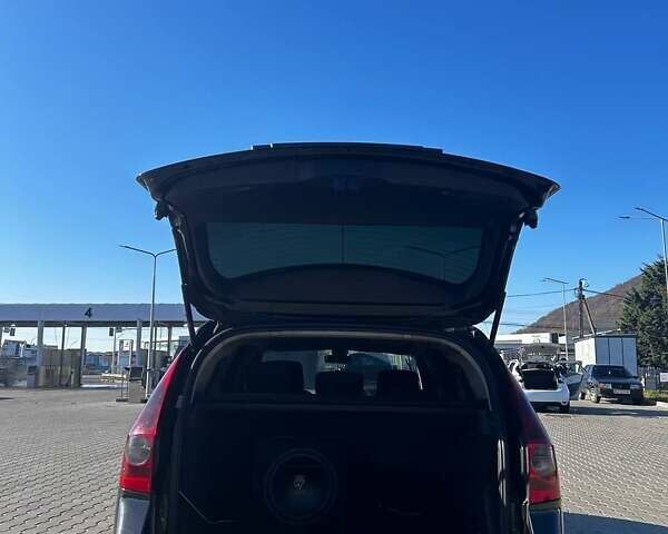 Чорний Рено Меган, об'ємом двигуна 1.87 л та пробігом 260 тис. км за 4700 $, фото 5 на Automoto.ua