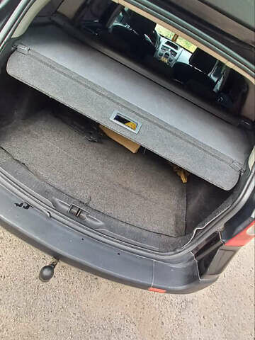 Черный Рено Меган, объемом двигателя 1.6 л и пробегом 215 тыс. км за 5000 $, фото 7 на Automoto.ua