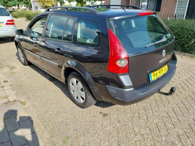 Черный Рено Меган, объемом двигателя 1.6 л и пробегом 265 тыс. км за 4200 $, фото 3 на Automoto.ua