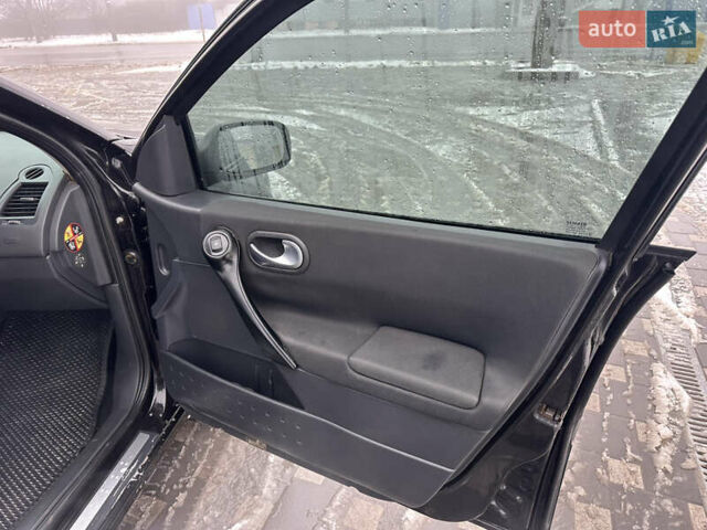 Чорний Рено Меган, об'ємом двигуна 1.5 л та пробігом 250 тис. км за 4500 $, фото 13 на Automoto.ua