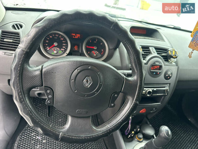 Чорний Рено Меган, об'ємом двигуна 1.5 л та пробігом 250 тис. км за 4500 $, фото 6 на Automoto.ua