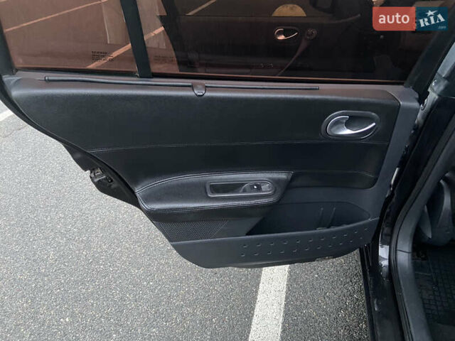 Чорний Рено Меган, об'ємом двигуна 1.6 л та пробігом 228 тис. км за 4900 $, фото 24 на Automoto.ua
