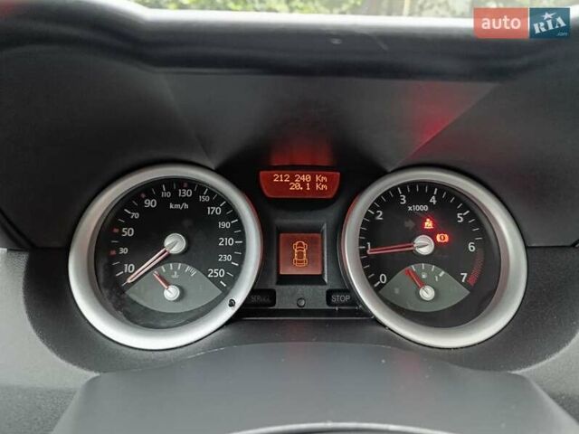 Черный Рено Меган, объемом двигателя 1.6 л и пробегом 223 тыс. км за 4399 $, фото 29 на Automoto.ua