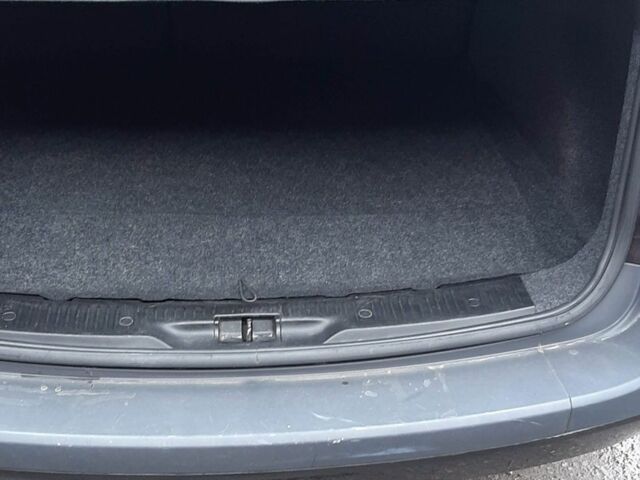 Чорний Рено Меган, об'ємом двигуна 1.6 л та пробігом 206 тис. км за 5700 $, фото 7 на Automoto.ua