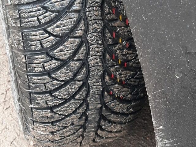 Чорний Рено Меган, об'ємом двигуна 1.6 л та пробігом 206 тис. км за 5700 $, фото 5 на Automoto.ua