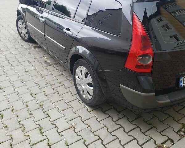 Чорний Рено Меган, об'ємом двигуна 2 л та пробігом 290 тис. км за 5600 $, фото 3 на Automoto.ua