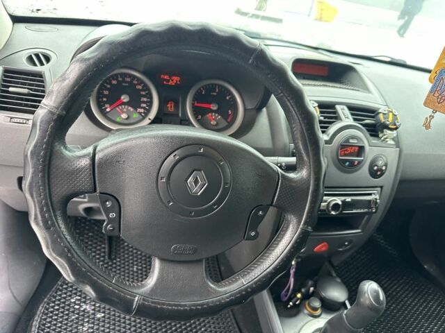 Чорний Рено Меган, об'ємом двигуна 1.5 л та пробігом 200 тис. км за 4500 $, фото 9 на Automoto.ua