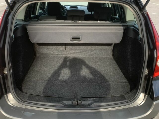 Черный Рено Меган, объемом двигателя 1.6 л и пробегом 1 тыс. км за 4500 $, фото 4 на Automoto.ua