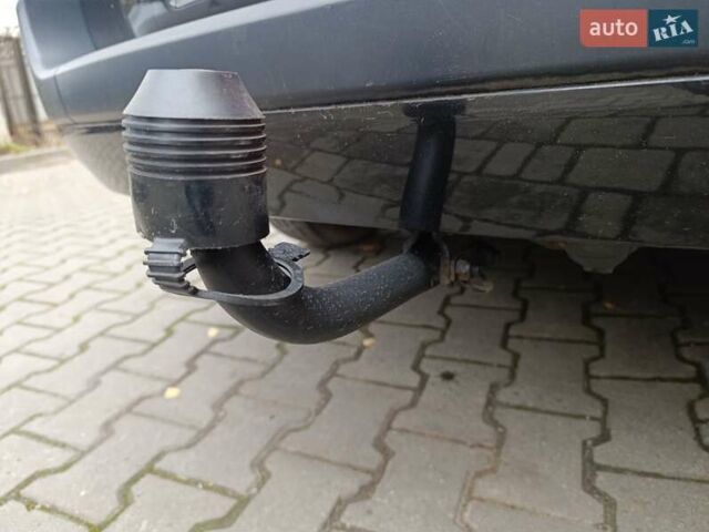 Черный Рено Меган, объемом двигателя 1.6 л и пробегом 223 тыс. км за 4399 $, фото 8 на Automoto.ua