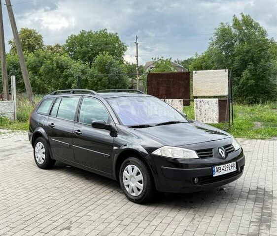 Черный Рено Меган, объемом двигателя 1.6 л и пробегом 200 тыс. км за 5300 $, фото 8 на Automoto.ua