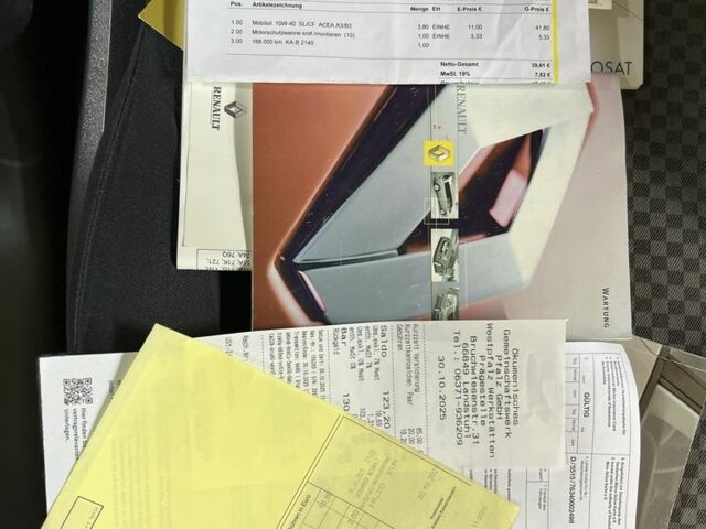 Черный Рено Меган, объемом двигателя 1.6 л и пробегом 204 тыс. км за 5199 $, фото 8 на Automoto.ua