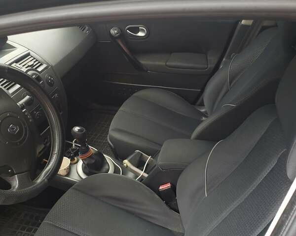 Чорний Рено Меган, об'ємом двигуна 2 л та пробігом 290 тис. км за 5600 $, фото 5 на Automoto.ua