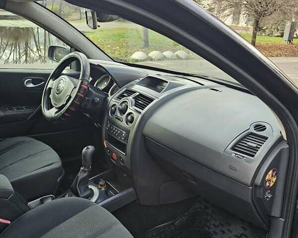 Чорний Рено Меган, об'ємом двигуна 1.46 л та пробігом 330 тис. км за 3600 $, фото 14 на Automoto.ua