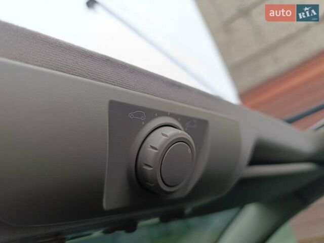 Черный Рено Меган, объемом двигателя 1.6 л и пробегом 223 тыс. км за 4399 $, фото 26 на Automoto.ua