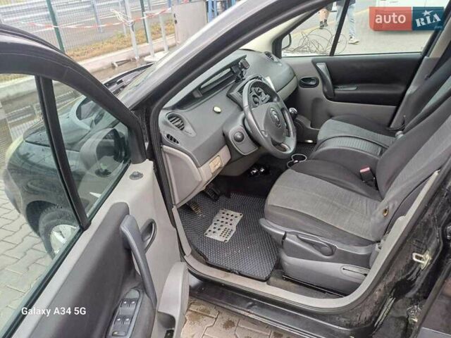 Черный Рено Меган, объемом двигателя 1.5 л и пробегом 251 тыс. км за 4500 $, фото 5 на Automoto.ua