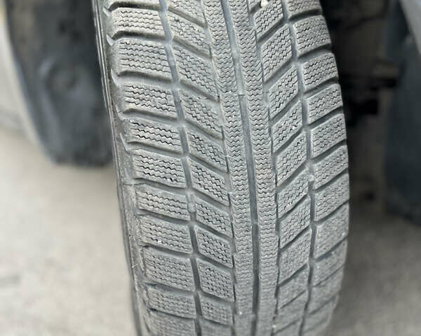 Черный Рено Меган, объемом двигателя 1.9 л и пробегом 300 тыс. км за 3999 $, фото 13 на Automoto.ua