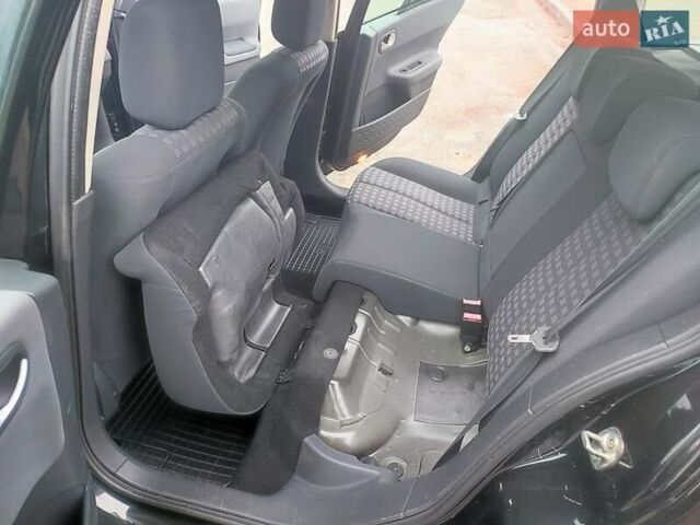 Чорний Рено Меган, об'ємом двигуна 1.6 л та пробігом 163 тис. км за 5600 $, фото 32 на Automoto.ua