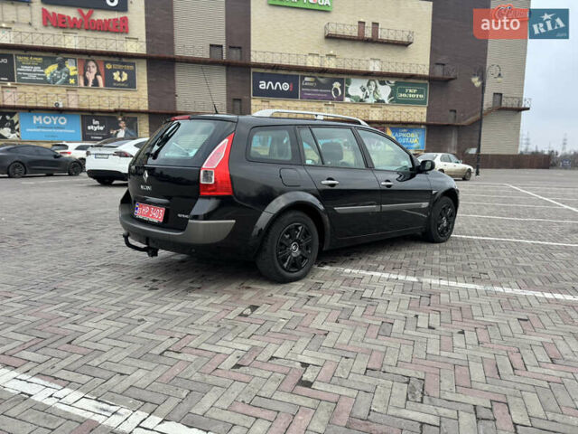 Черный Рено Меган, объемом двигателя 1.6 л и пробегом 160 тыс. км за 5850 $, фото 4 на Automoto.ua