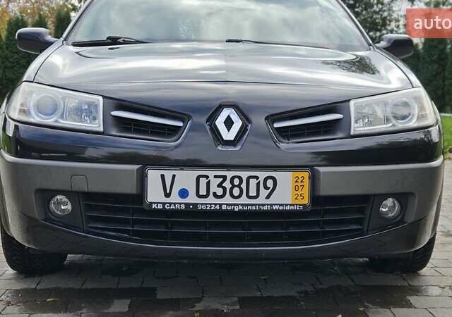 Черный Рено Меган, объемом двигателя 1.6 л и пробегом 199 тыс. км за 4850 $, фото 5 на Automoto.ua