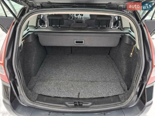 Черный Рено Меган, объемом двигателя 1.6 л и пробегом 226 тыс. км за 4999 $, фото 29 на Automoto.ua