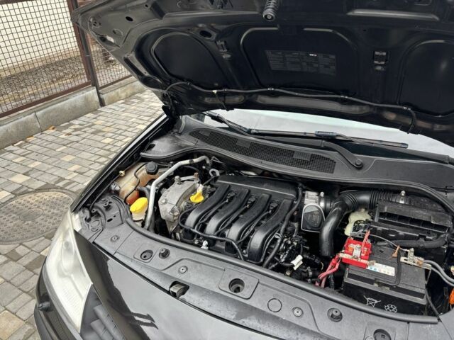 Черный Рено Меган, объемом двигателя 1.6 л и пробегом 229 тыс. км за 5400 $, фото 22 на Automoto.ua