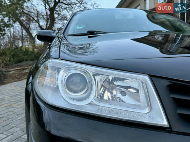 Черный Рено Меган, объемом двигателя 1.6 л и пробегом 68 тыс. км за 6899 $, фото 12 на Automoto.ua