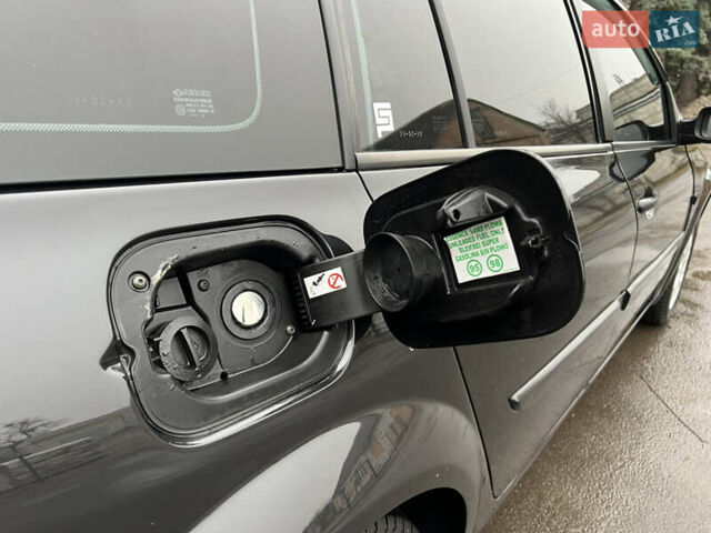 Чорний Рено Меган, об'ємом двигуна 1.6 л та пробігом 190 тис. км за 6400 $, фото 19 на Automoto.ua