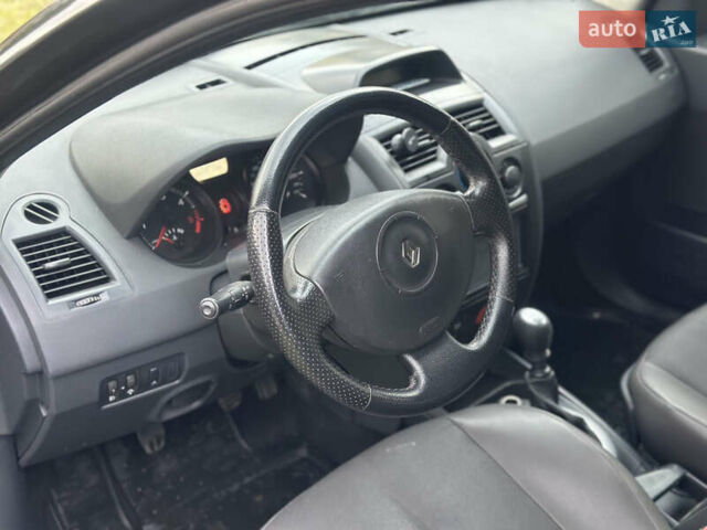 Рено Меган 2006 в Ровно на Automoto.ua Черный Рено Меган, объемом двигателя 1.87 л и пробегом 405 тыс. км за 4950 $, фото 10 на Automoto.ua