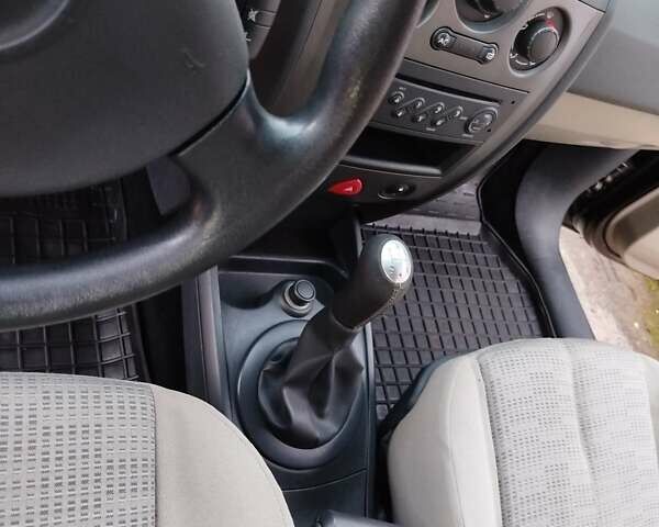 Рено Меган 2006 в Львове на Automoto.ua Черный Рено Меган, объемом двигателя 1.6 л и пробегом 194 тыс. км за 5000 $, фото 21 на Automoto.ua