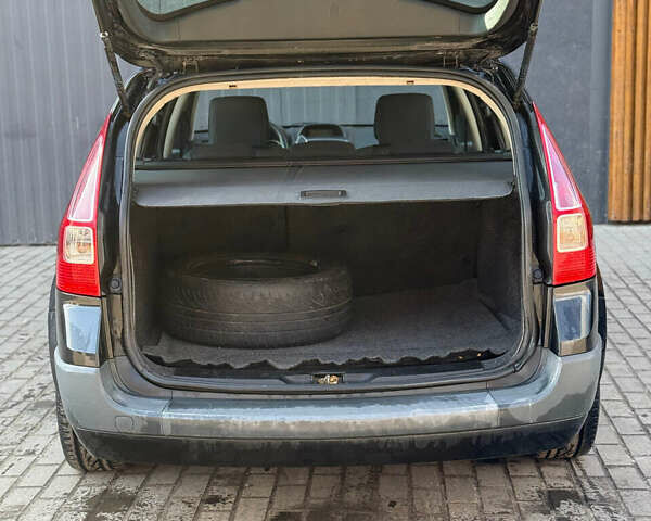 Чорний Рено Меган, об'ємом двигуна 1.6 л та пробігом 258 тис. км за 4800 $, фото 11 на Automoto.ua