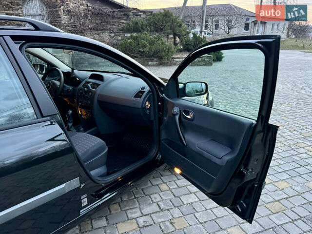 Черный Рено Меган, объемом двигателя 1.6 л и пробегом 68 тыс. км за 6899 $, фото 25 на Automoto.ua