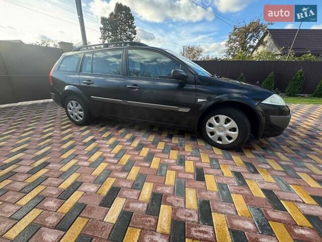 Черный Рено Меган, объемом двигателя 1.6 л и пробегом 348 тыс. км за 4700 $, фото 2 на Automoto.ua