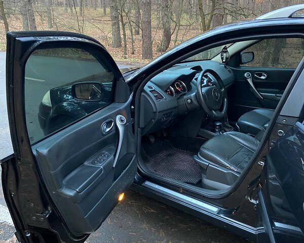 Черный Рено Меган, объемом двигателя 1.6 л и пробегом 326 тыс. км за 4900 $, фото 8 на Automoto.ua