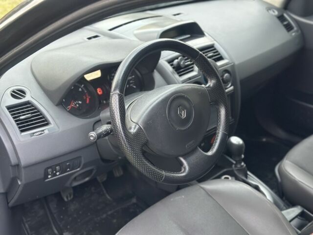 Чорний Рено Меган, об'ємом двигуна 1.9 л та пробігом 405 тис. км за 4990 $, фото 6 на Automoto.ua