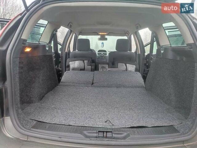 Чорний Рено Меган, об'ємом двигуна 1.6 л та пробігом 163 тис. км за 5600 $, фото 36 на Automoto.ua