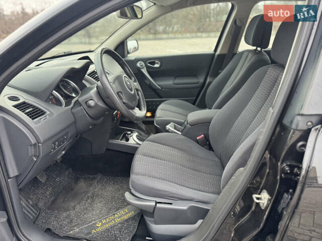 Черный Рено Меган, объемом двигателя 1.6 л и пробегом 160 тыс. км за 5850 $, фото 19 на Automoto.ua