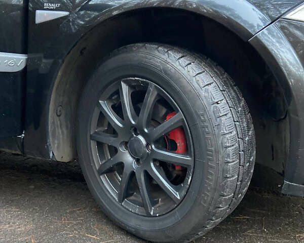 Черный Рено Меган, объемом двигателя 1.6 л и пробегом 326 тыс. км за 4900 $, фото 20 на Automoto.ua