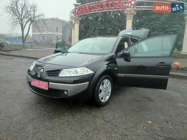 Чорний Рено Меган, об'ємом двигуна 1.6 л та пробігом 163 тис. км за 5600 $, фото 14 на Automoto.ua
