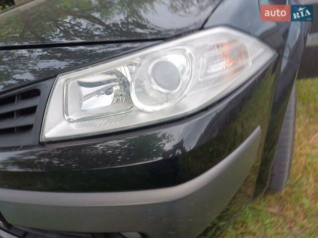 Черный Рено Меган, объемом двигателя 1.6 л и пробегом 186 тыс. км за 5600 $, фото 4 на Automoto.ua