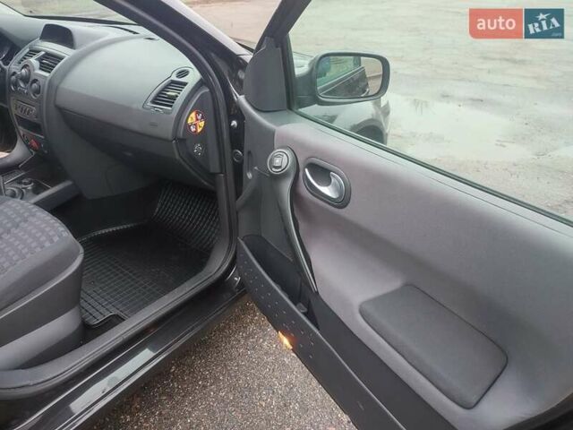 Чорний Рено Меган, об'ємом двигуна 1.6 л та пробігом 163 тис. км за 5600 $, фото 27 на Automoto.ua