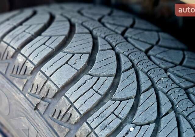 Черный Рено Меган, объемом двигателя 0 л и пробегом 198 тыс. км за 4999 $, фото 22 на Automoto.ua