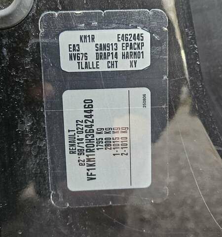 Черный Рено Меган, объемом двигателя 1.6 л и пробегом 199 тыс. км за 4850 $, фото 22 на Automoto.ua