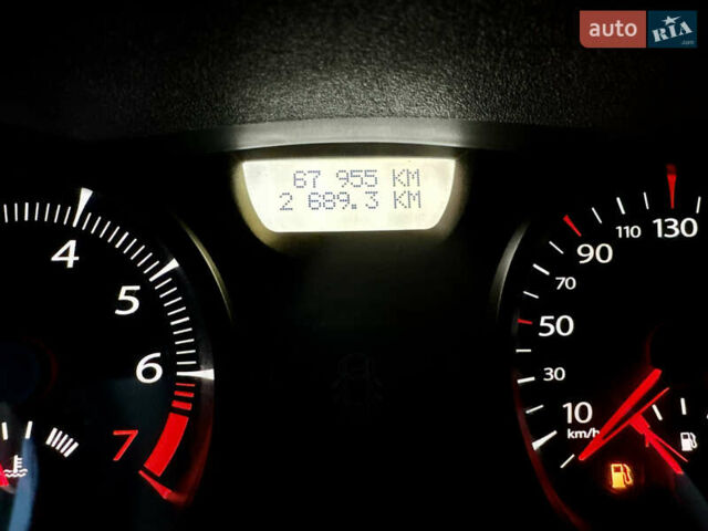 Черный Рено Меган, объемом двигателя 1.6 л и пробегом 68 тыс. км за 6899 $, фото 43 на Automoto.ua