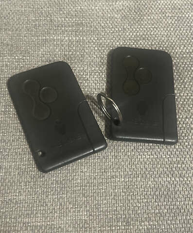 Черный Рено Меган, объемом двигателя 1.6 л и пробегом 264 тыс. км за 3700 $, фото 10 на Automoto.ua