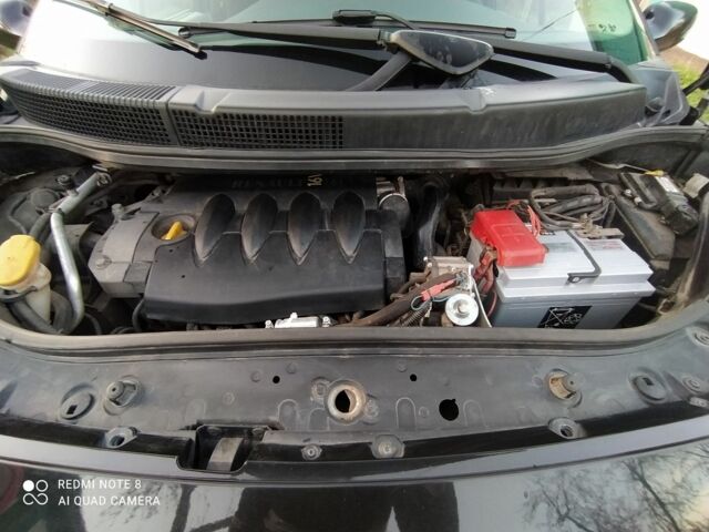 Чорний Рено Меган, об'ємом двигуна 1.6 л та пробігом 202 тис. км за 5100 $, фото 4 на Automoto.ua