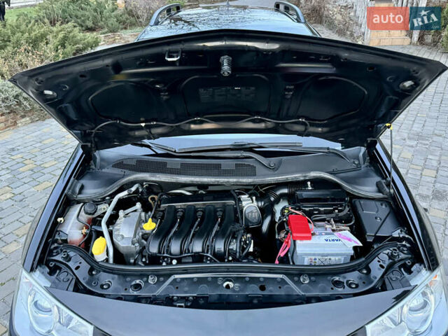 Черный Рено Меган, объемом двигателя 1.6 л и пробегом 68 тыс. км за 6899 $, фото 33 на Automoto.ua
