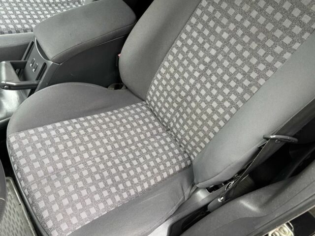 Черный Рено Меган, объемом двигателя 1.6 л и пробегом 229 тыс. км за 5400 $, фото 10 на Automoto.ua