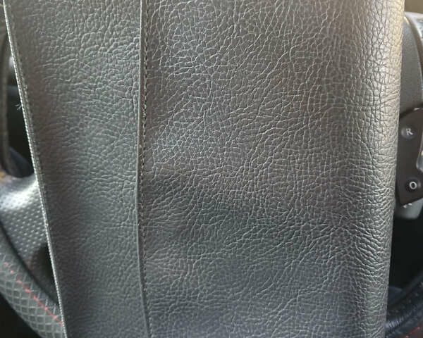 Черный Рено Меган, объемом двигателя 1.6 л и пробегом 264 тыс. км за 3700 $, фото 9 на Automoto.ua