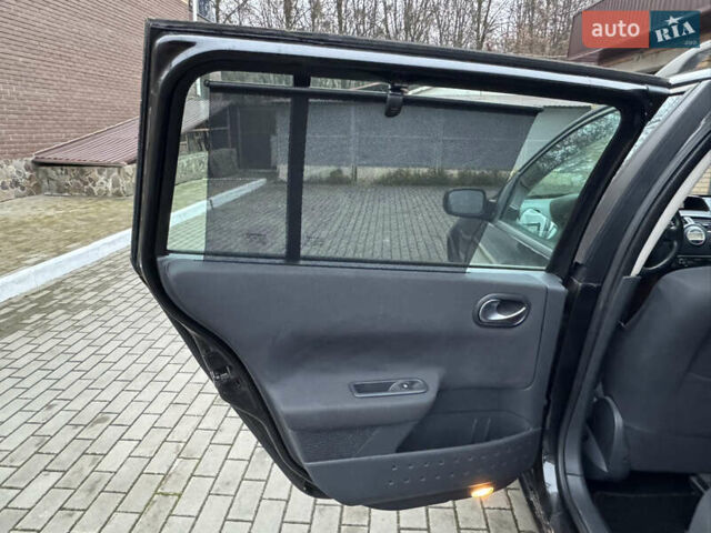 Черный Рено Меган, объемом двигателя 1.6 л и пробегом 203 тыс. км за 4850 $, фото 24 на Automoto.ua